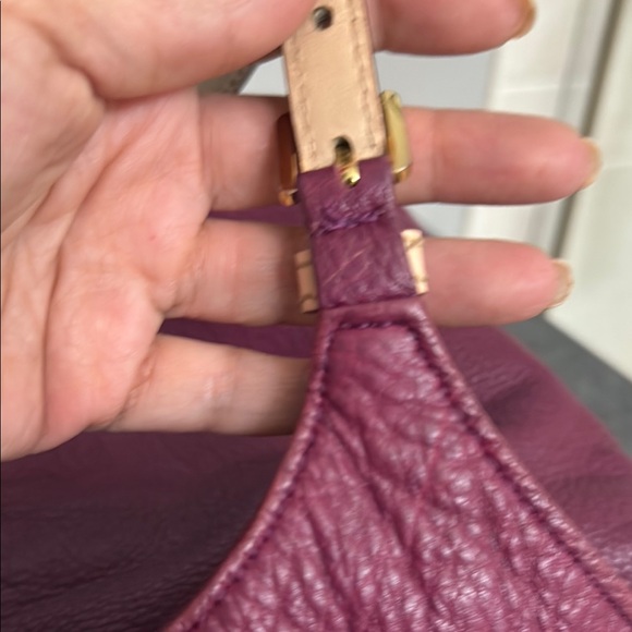 Preloved Elegant Burgundy Leather Tote Bag Micheal Kors - Picture 10 of 13